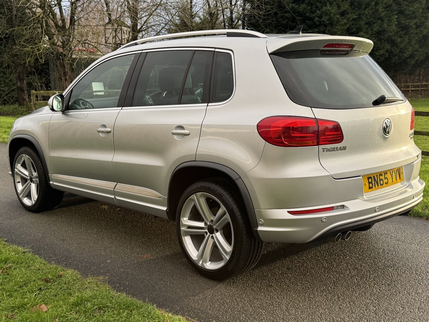 Used Volkswagen Tiguan 2015 for sale - 76986790: Photo 16