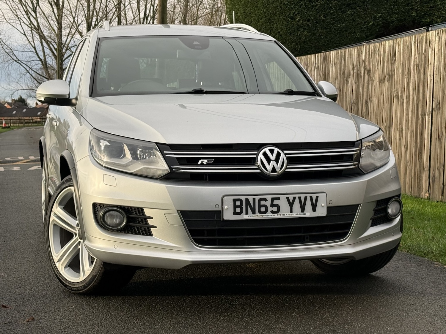 Used Volkswagen Tiguan 2015 for sale - 76986790: Photo 2
