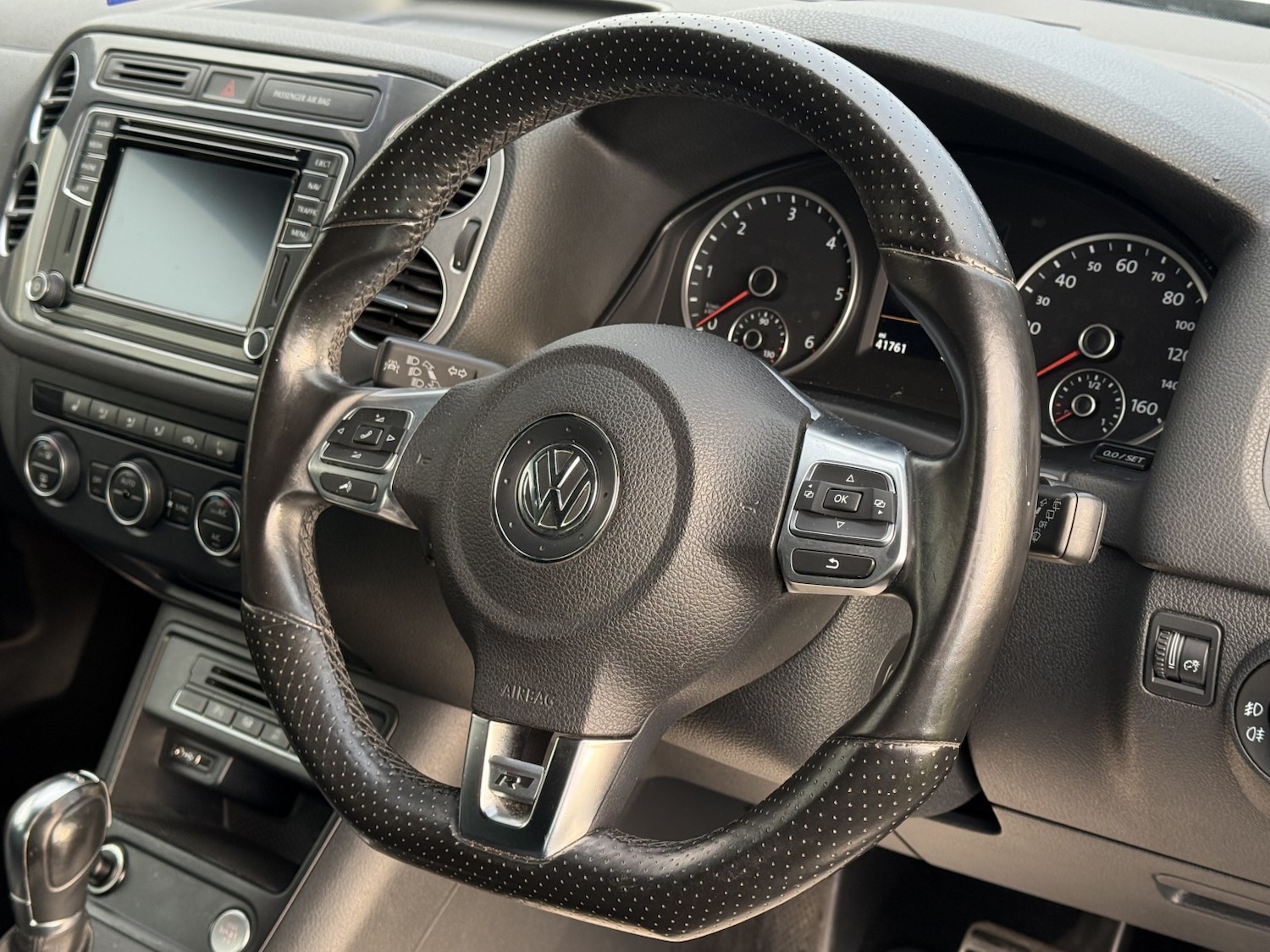 Used Volkswagen Tiguan 2015 for sale - 76986790: Photo 21