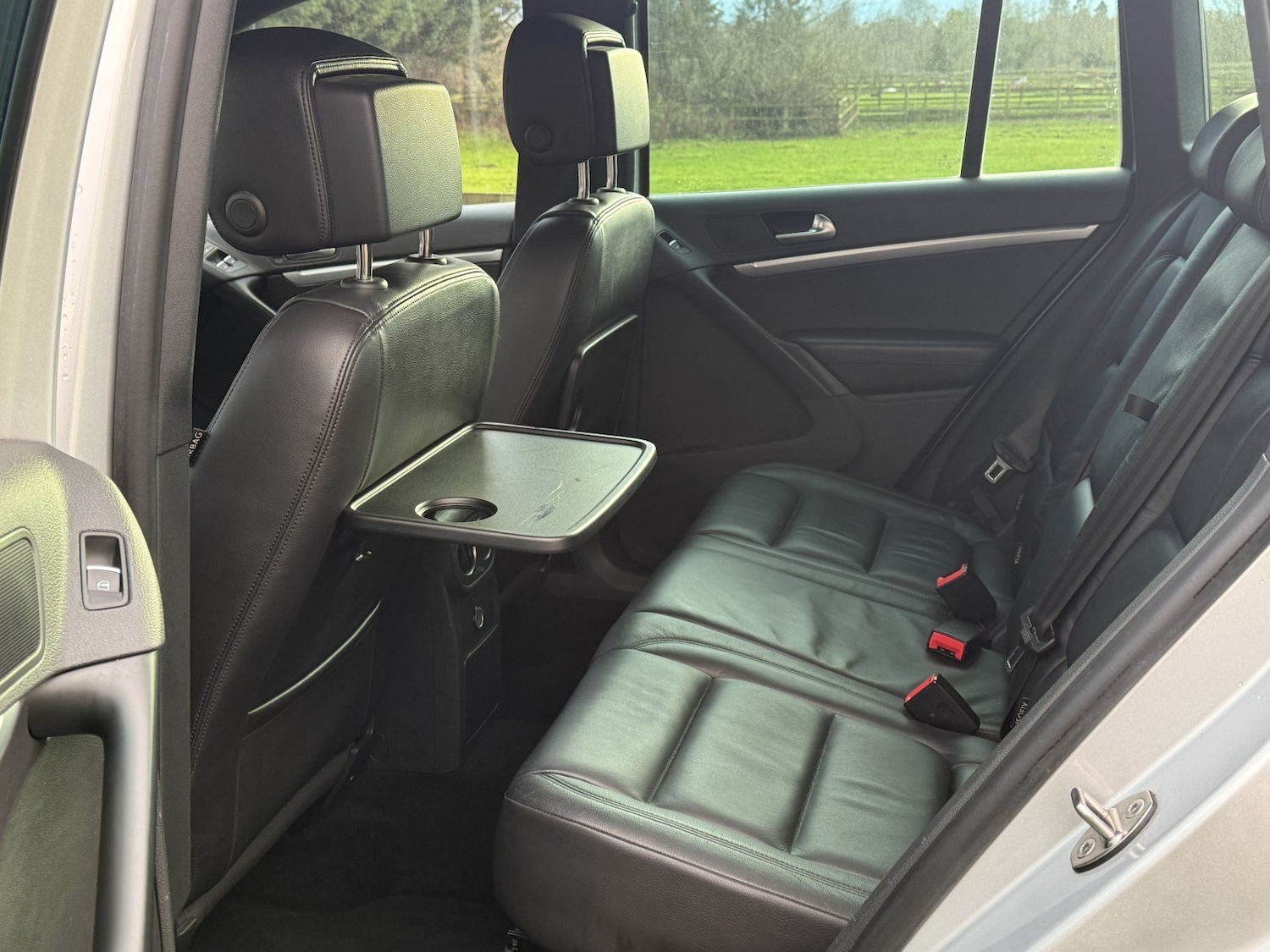 Used Volkswagen Tiguan 2015 for sale - 76986790: Photo 29