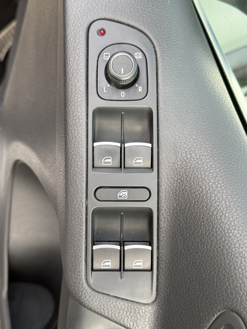 Used Volkswagen Tiguan 2015 for sale - 76986790: Photo 36