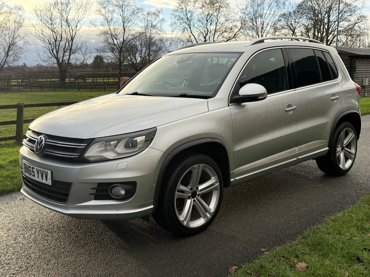 Used Volkswagen Tiguan 2015 for sale - 76986790: Photo 4
