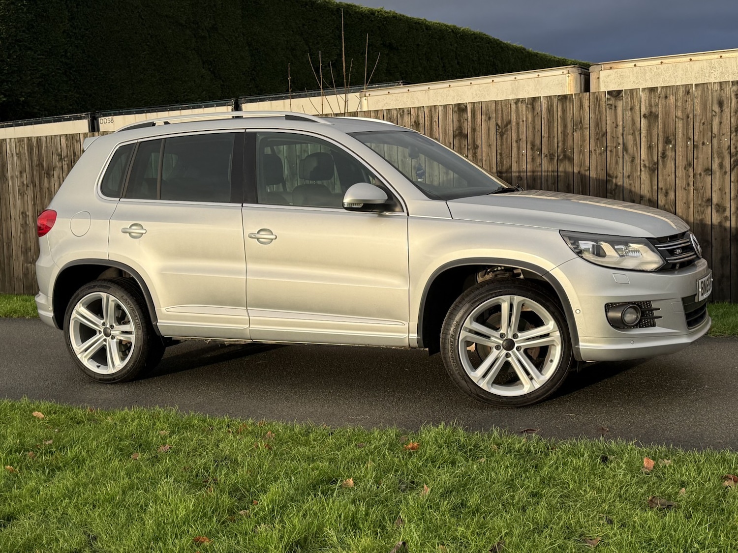 Used Volkswagen Tiguan 2015 for sale - 76986790: Photo 6