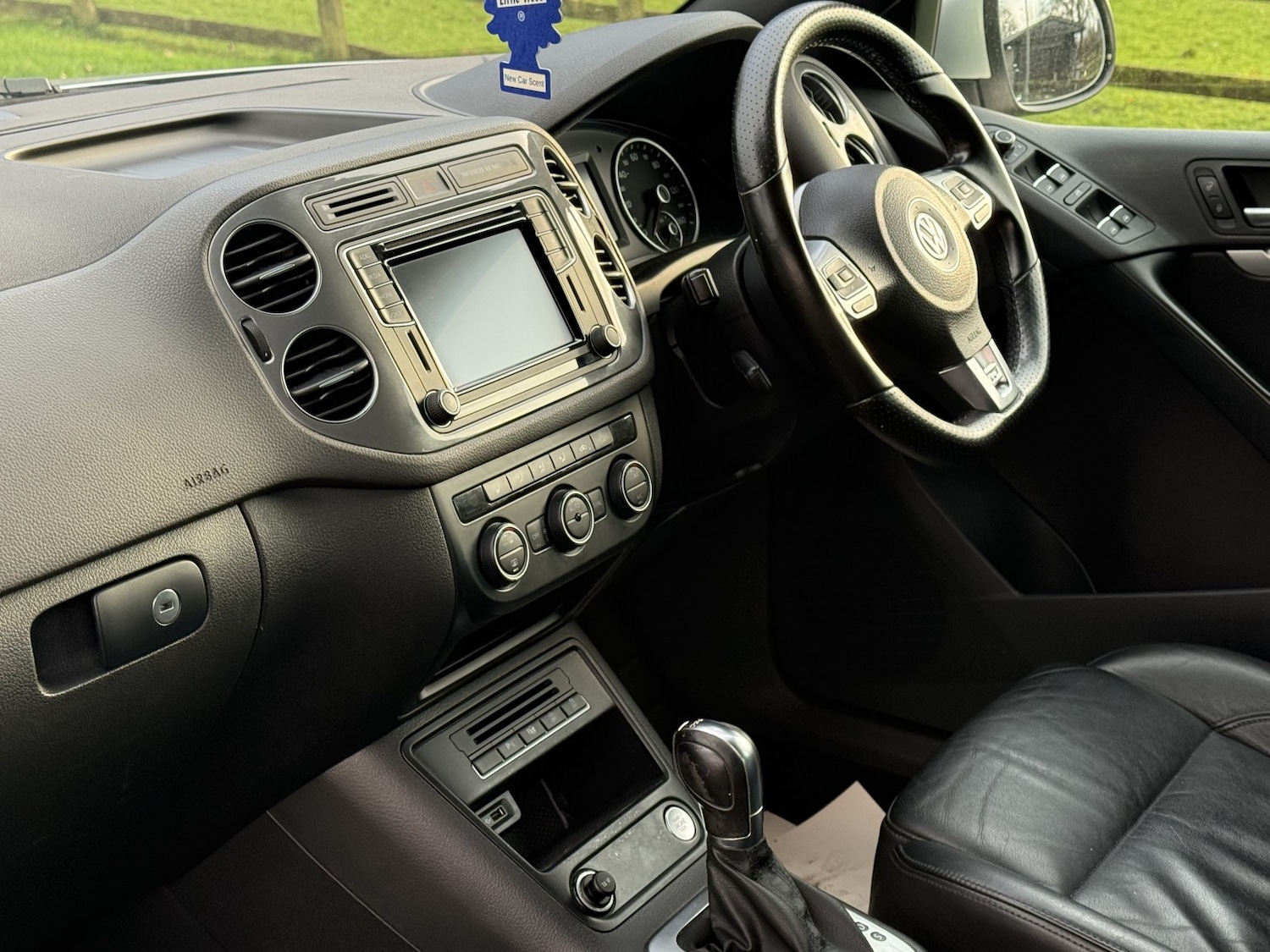 Used Volkswagen Tiguan 2015 for sale - 76986790: Photo 9