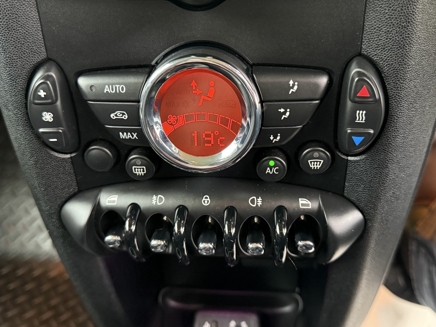 Used MINI Hatch 2012 for sale - 76924269: Photo 13