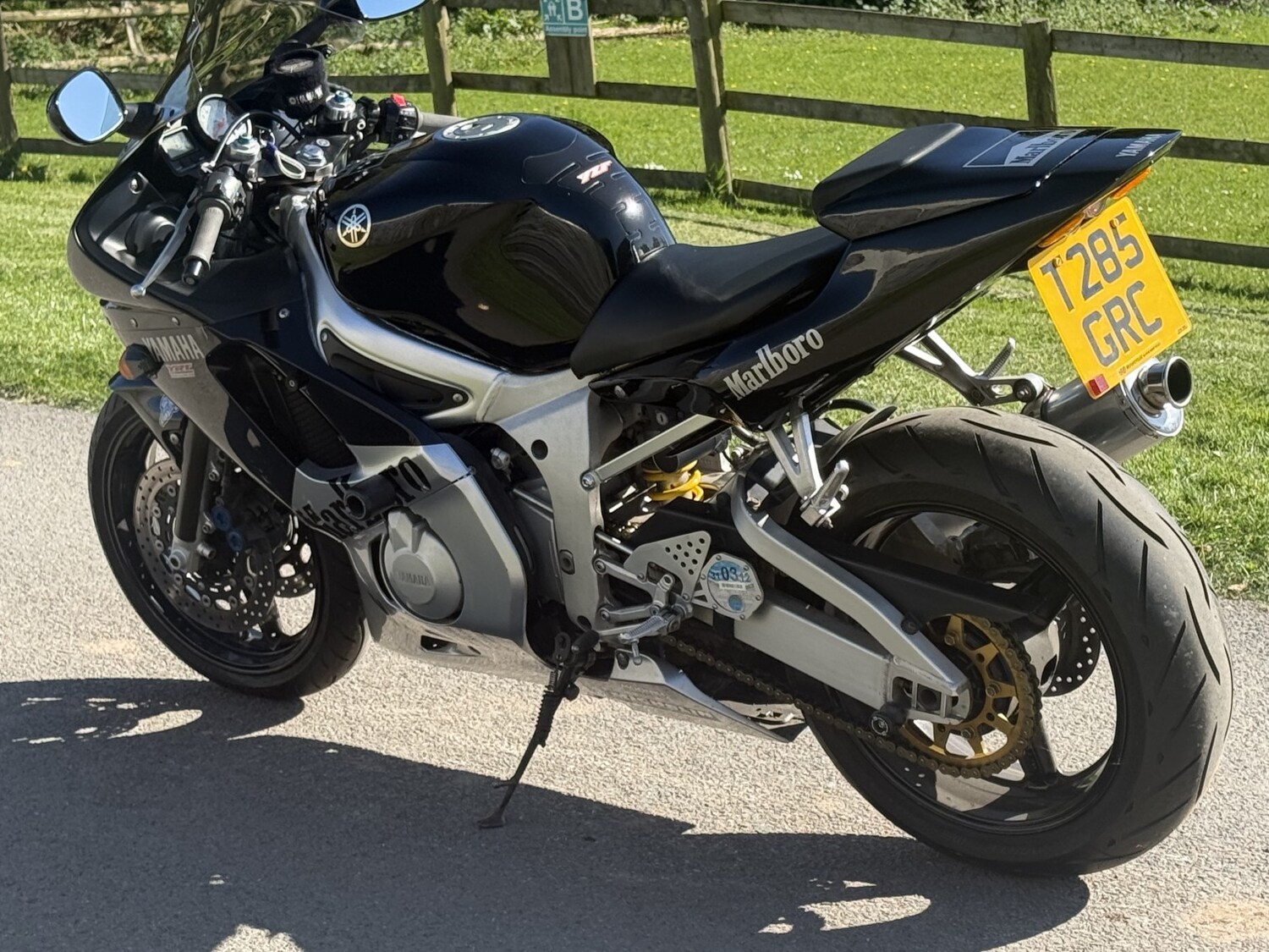 Used Yamaha R6 1999 for sale - 78445661: Photo 9