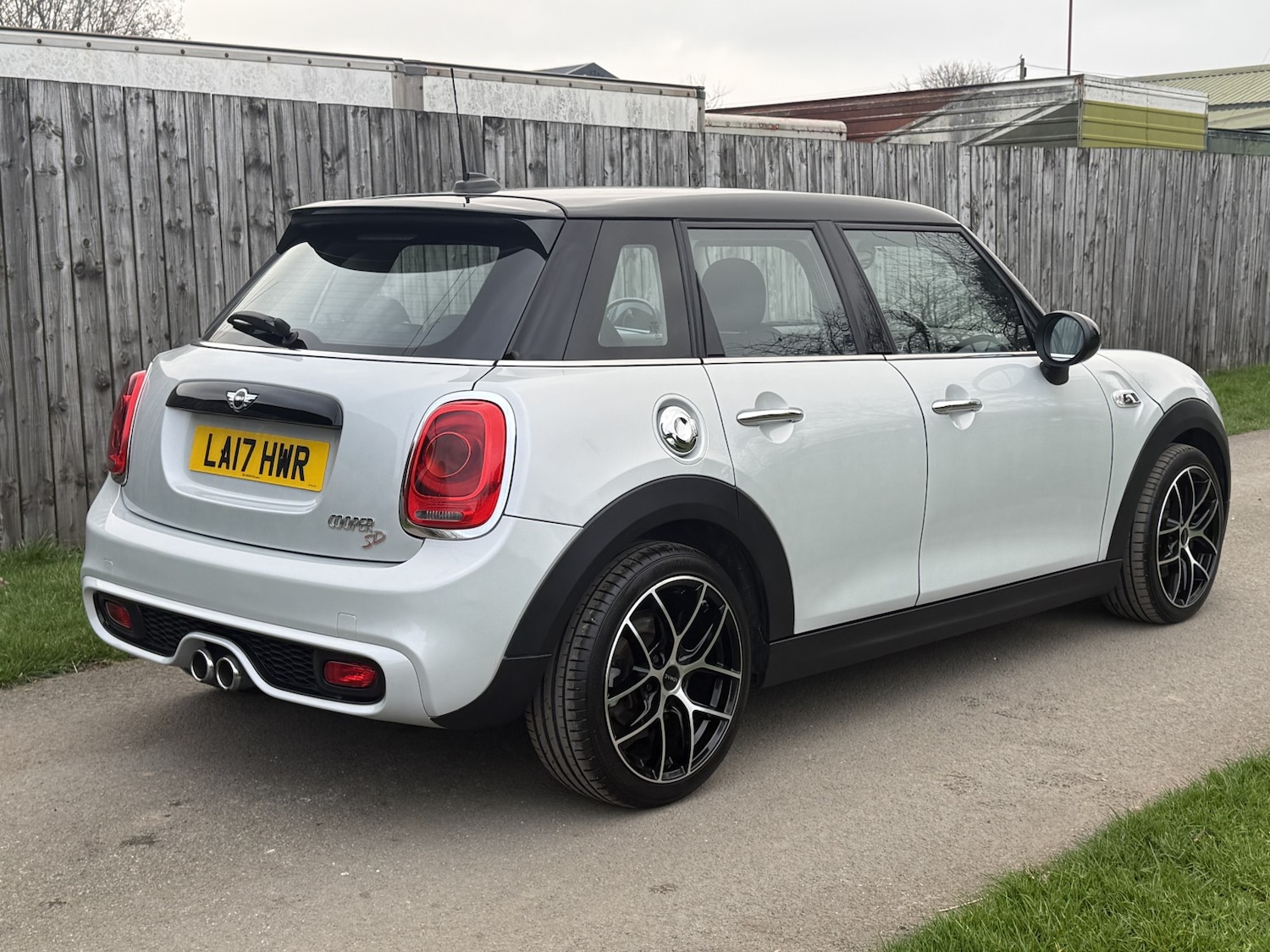 Used MINI Hatch 2017 for sale - 77836991: Photo 12