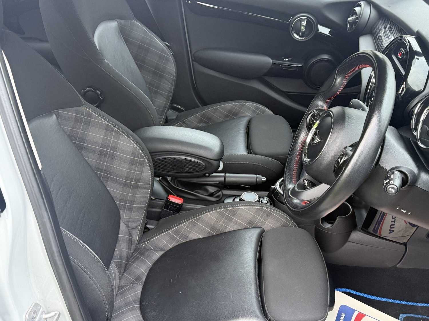 Used MINI Hatch 2017 for sale - 77836991: Photo 27