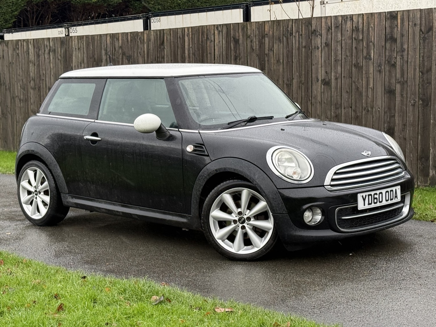 Used MINI Hatch 2010 for sale - 76769720: Photo 1