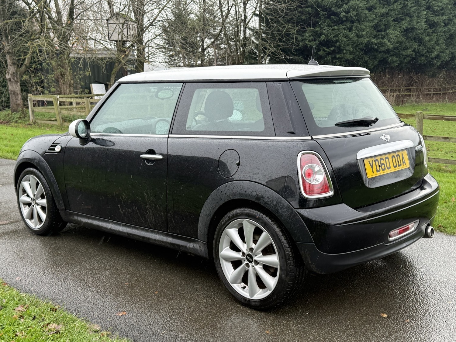 Used MINI Hatch 2010 for sale - 76769720: Photo 14