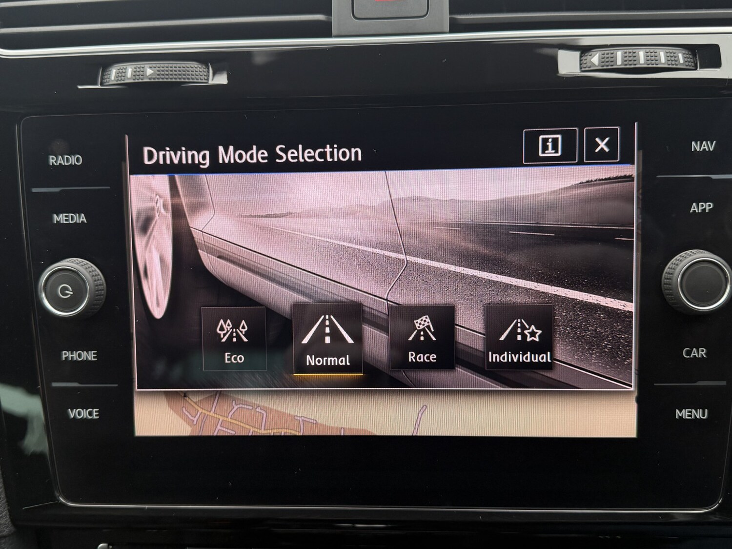 Used Volkswagen Golf 2019 for sale - 77522088: Photo 24