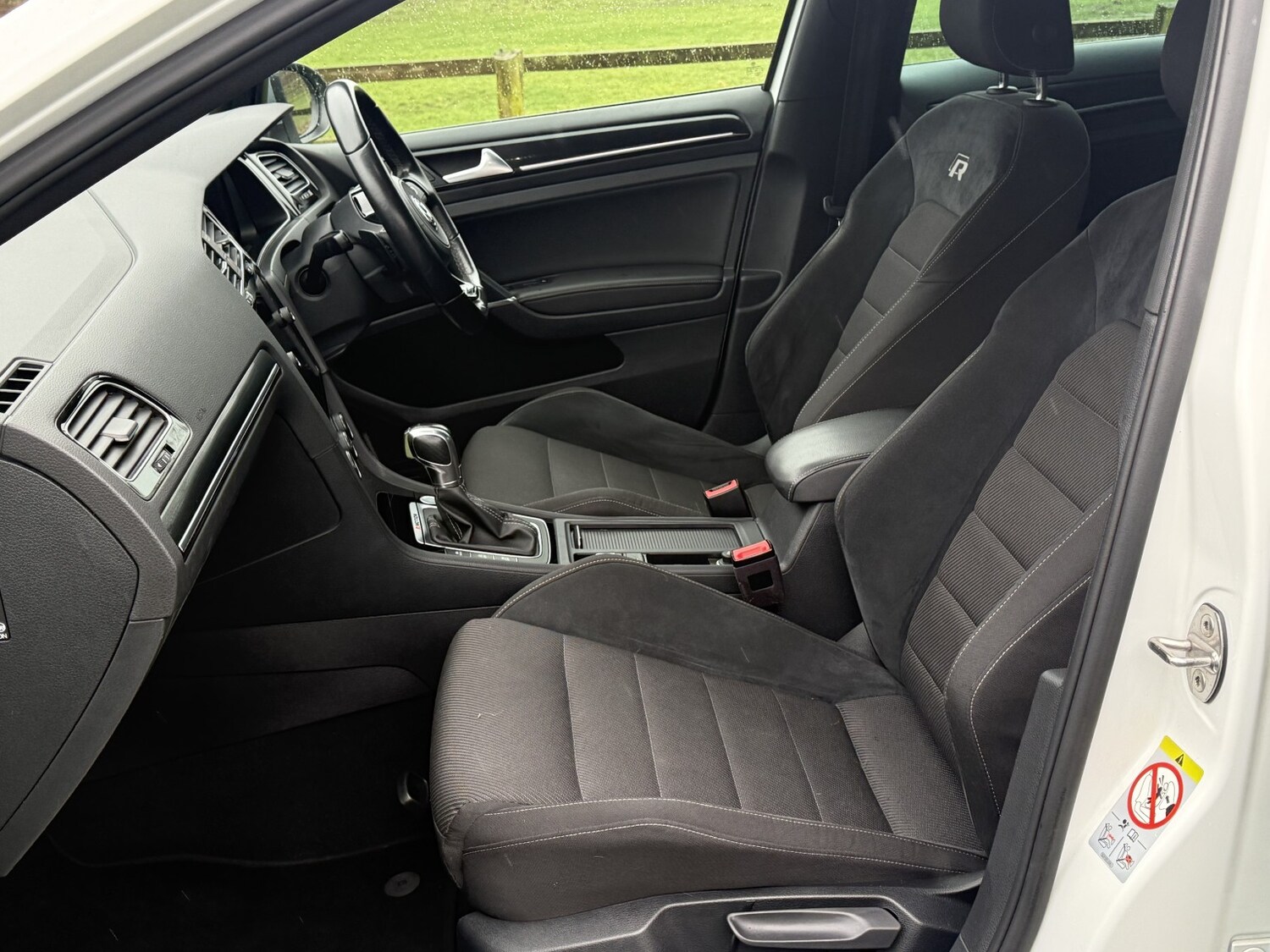 Used Volkswagen Golf 2019 for sale - 77522088: Photo 3