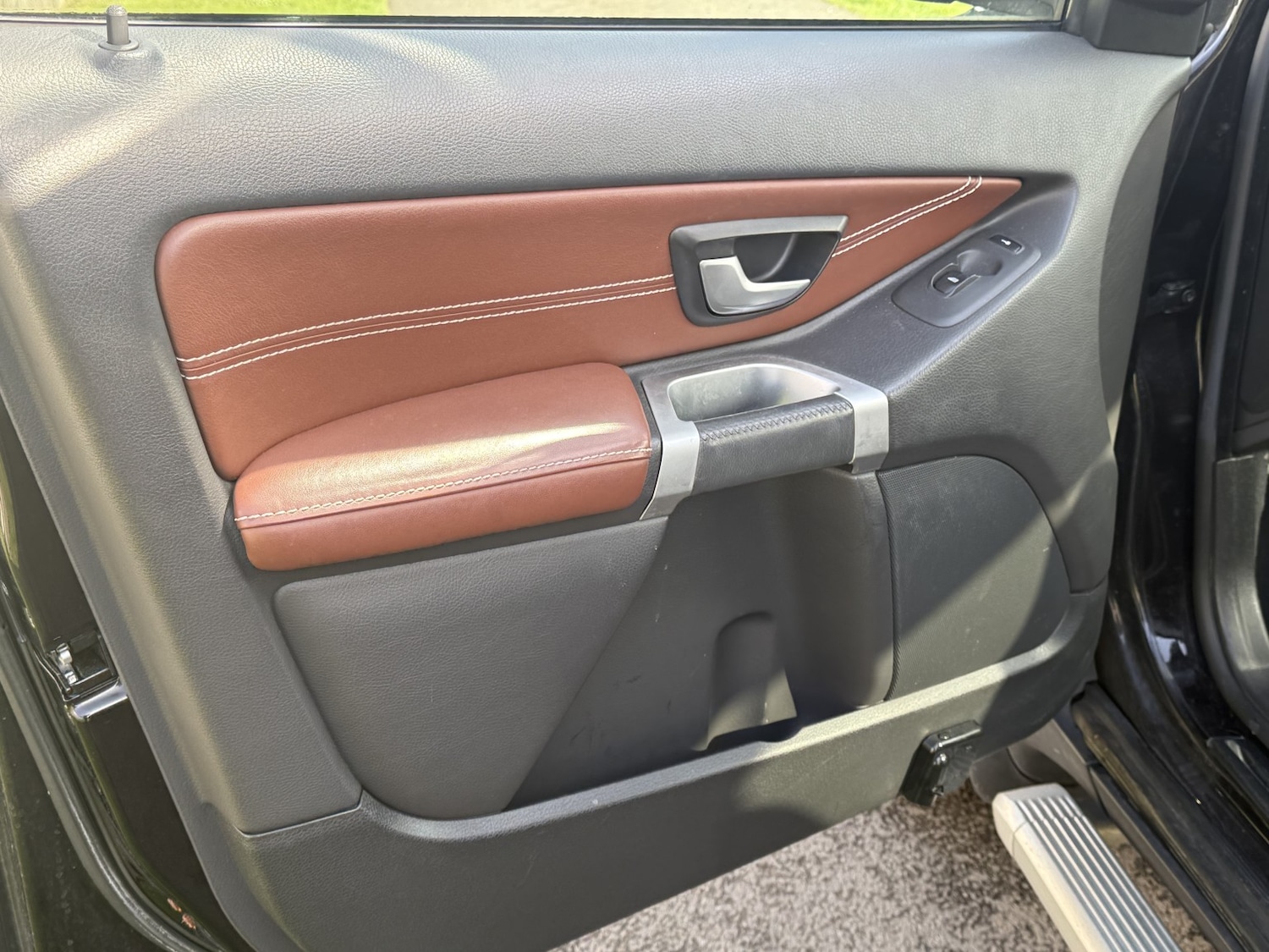 Used Volvo XC90 2010 for sale - 78045539: Photo 30