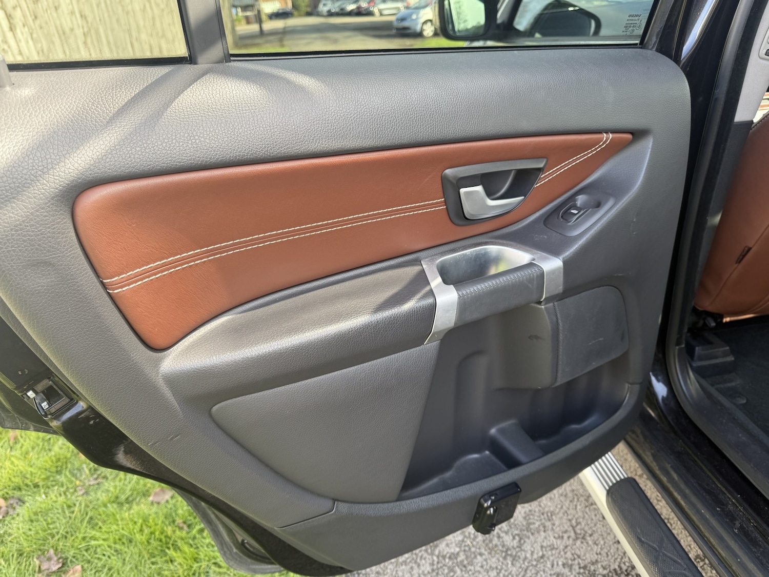 Used Volvo XC90 2010 for sale - 78045539: Photo 33