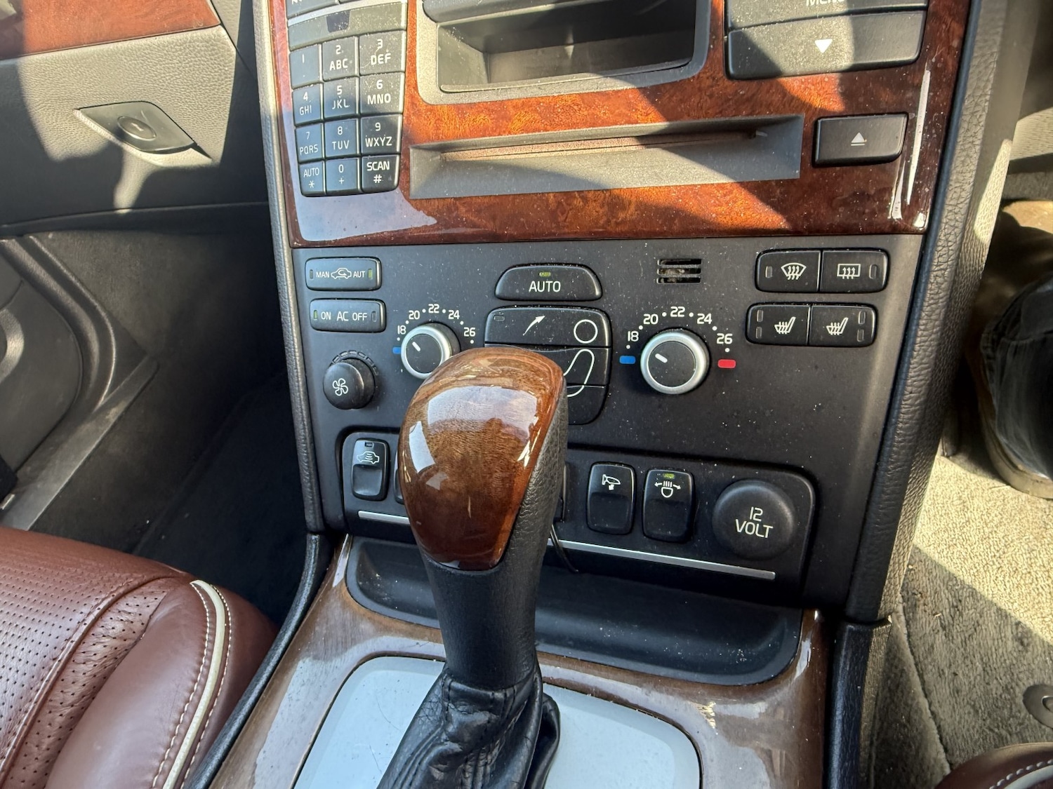 Used Volvo XC90 2010 for sale - 78045539: Photo 53