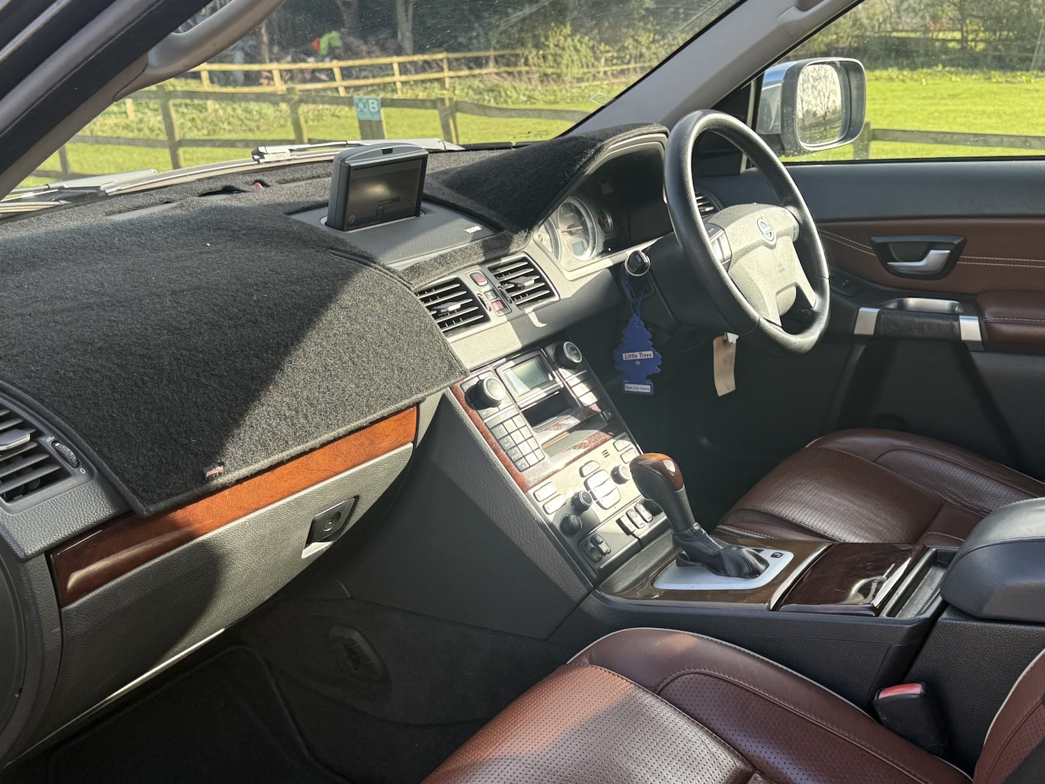 Used Volvo XC90 2010 for sale - 78045539: Photo 9