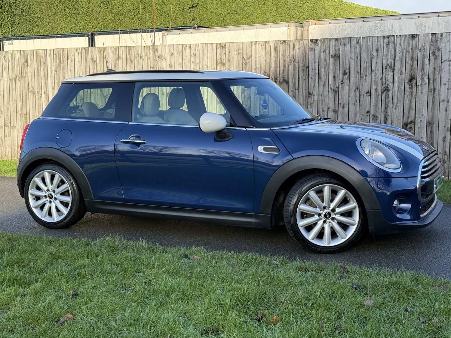 Used MINI Hatch 2014 for sale - 76986767: Photo 4