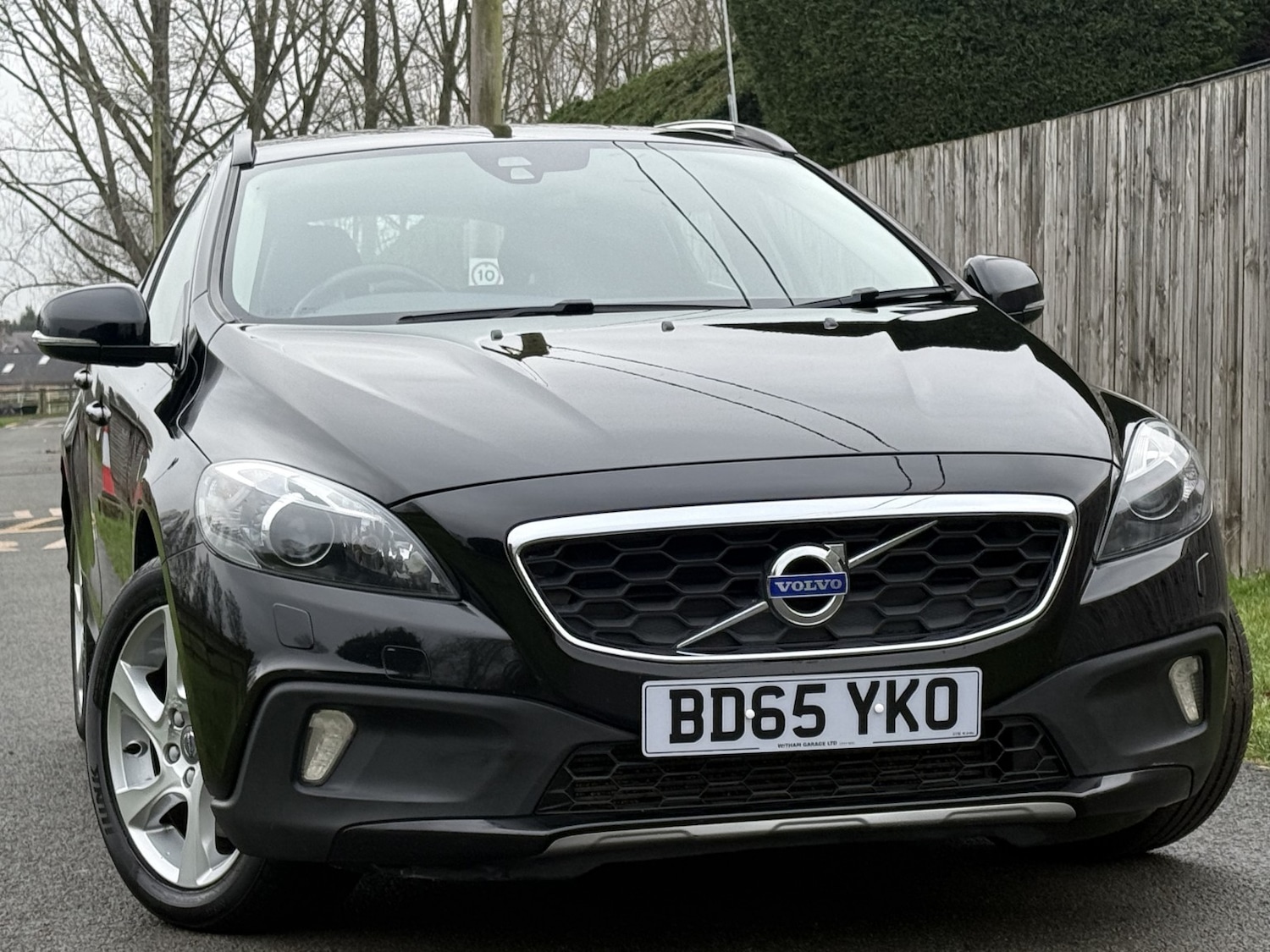 Used Volvo V40 2015 for sale - 77438417: Photo 2