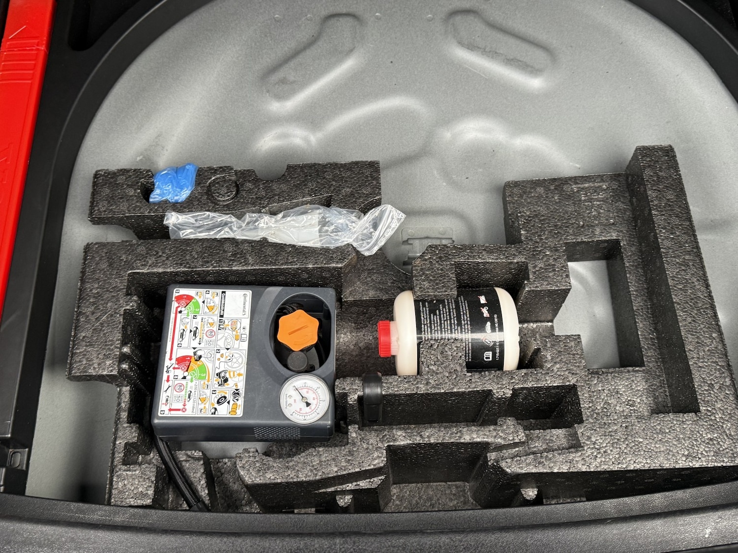 Used Volvo V40 2015 for sale - 77438417: Photo 37