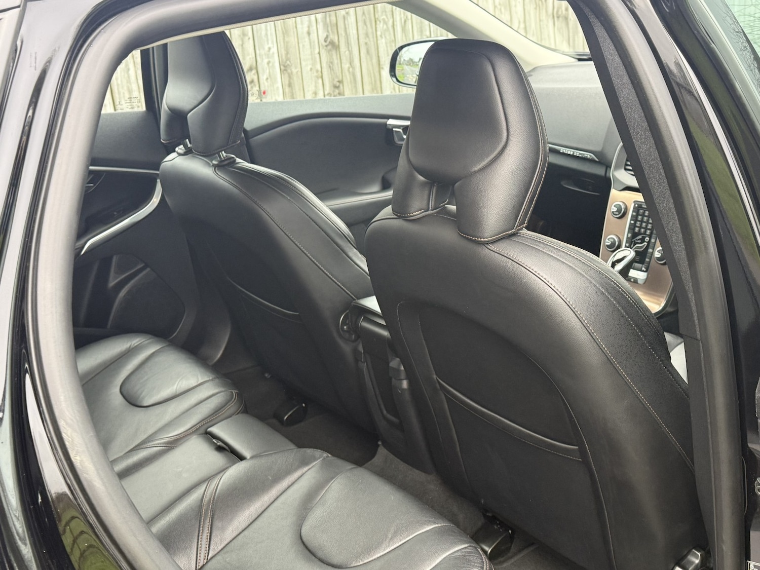 Used Volvo V40 2015 for sale - 77438417: Photo 38