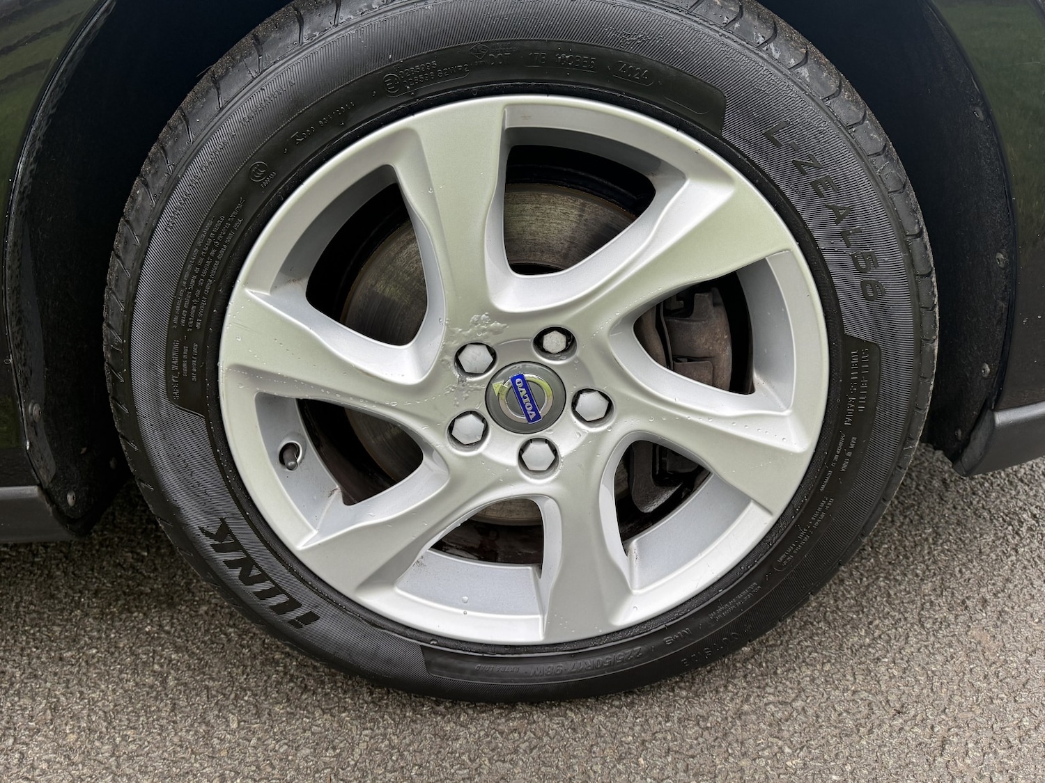 Used Volvo V40 2015 for sale - 77438417: Photo 42