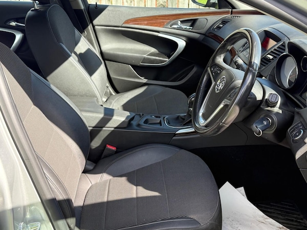 Used Vauxhall Insignia 2011 for sale - 76098760: Photo 22