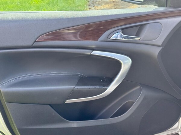 Used Vauxhall Insignia 2011 for sale - 76098760: Photo 28