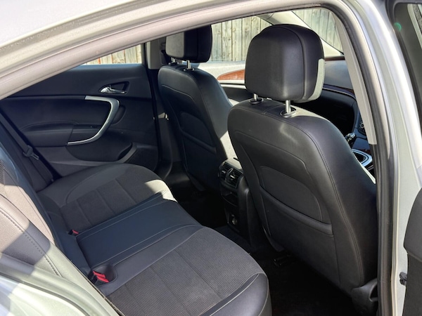 Used Vauxhall Insignia 2011 for sale - 76098760: Photo 29