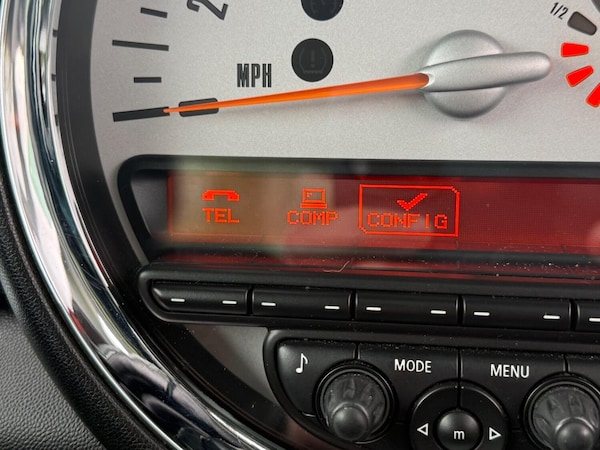Used MINI Hatch 2011 for sale - 76211828: Photo 17