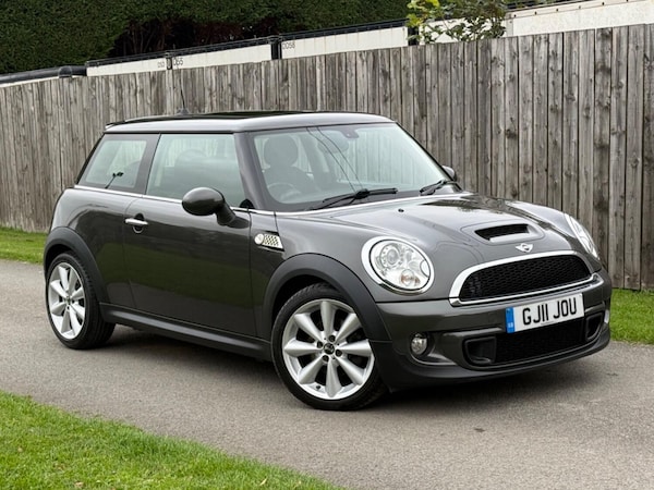 Used MINI Hatch 2011 for sale - 76211828: Photo 2