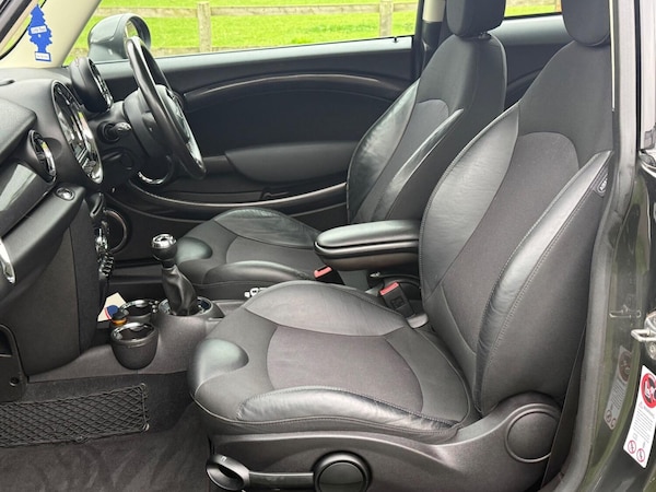 Used MINI Hatch 2011 for sale - 76211828: Photo 3