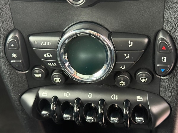 Used MINI Hatch 2011 for sale - 76211828: Photo 41