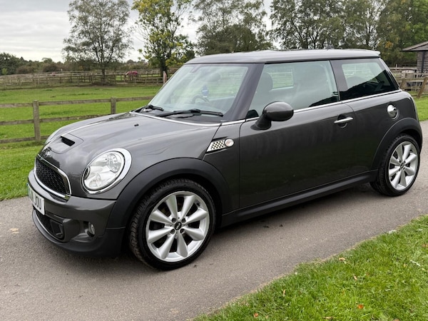 Used MINI Hatch 2011 for sale - 76211828: Photo 4