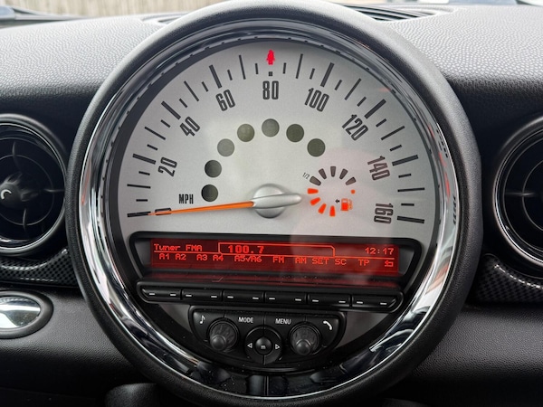 Used MINI Hatch 2011 for sale - 76211828: Photo 5