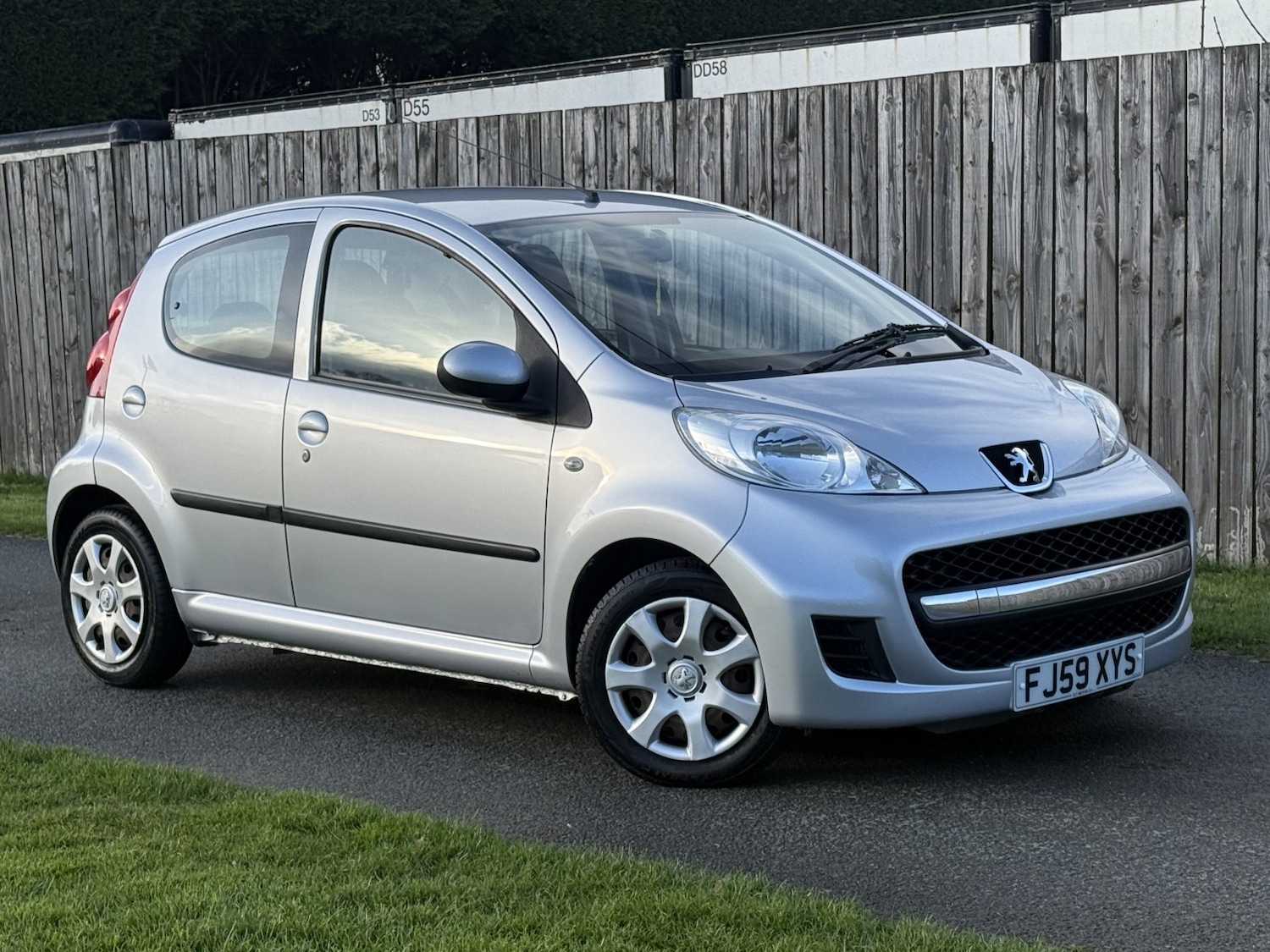 Used Peugeot 107 2011 for sale - 78018440: Photo 1