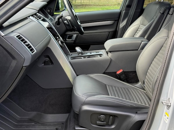 Used Land Rover Discovery 2023 for sale - 75539072: Photo 29