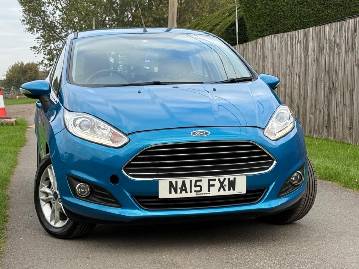 Used Ford Fiesta 2015 for sale - 76299064: Photo 1