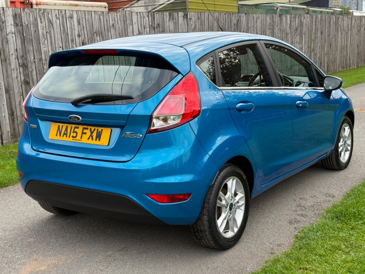 Used Ford Fiesta 2015 for sale - 76299064: Photo 15