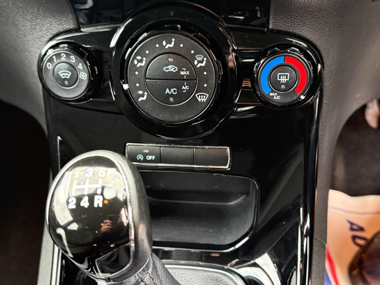 Used Ford Fiesta 2015 for sale - 76299064: Photo 20