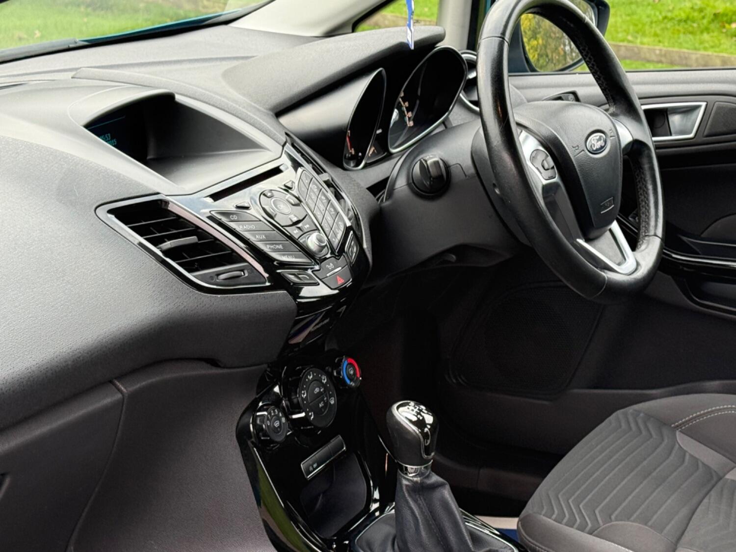 Used Ford Fiesta 2015 for sale - 76299064: Photo 27