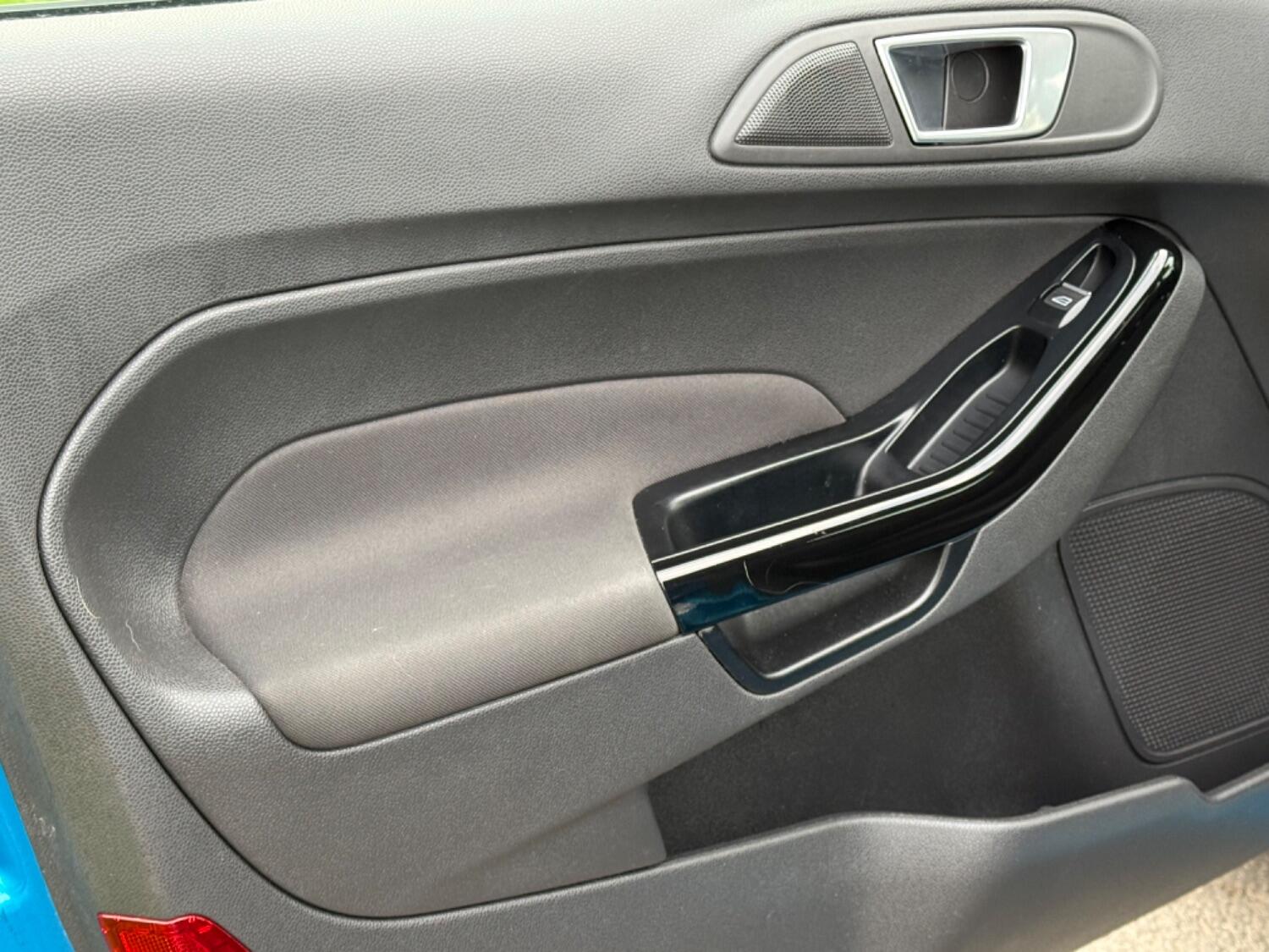 Used Ford Fiesta 2015 for sale - 76299064: Photo 29