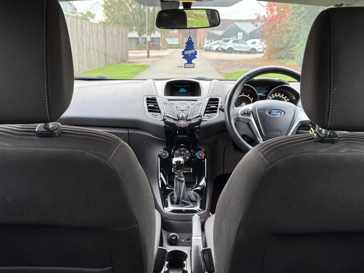 Used Ford Fiesta 2015 for sale - 76299064: Photo 32