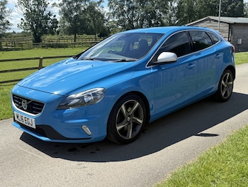 Used Volvo V40 2016 for sale - 78888948: Photo