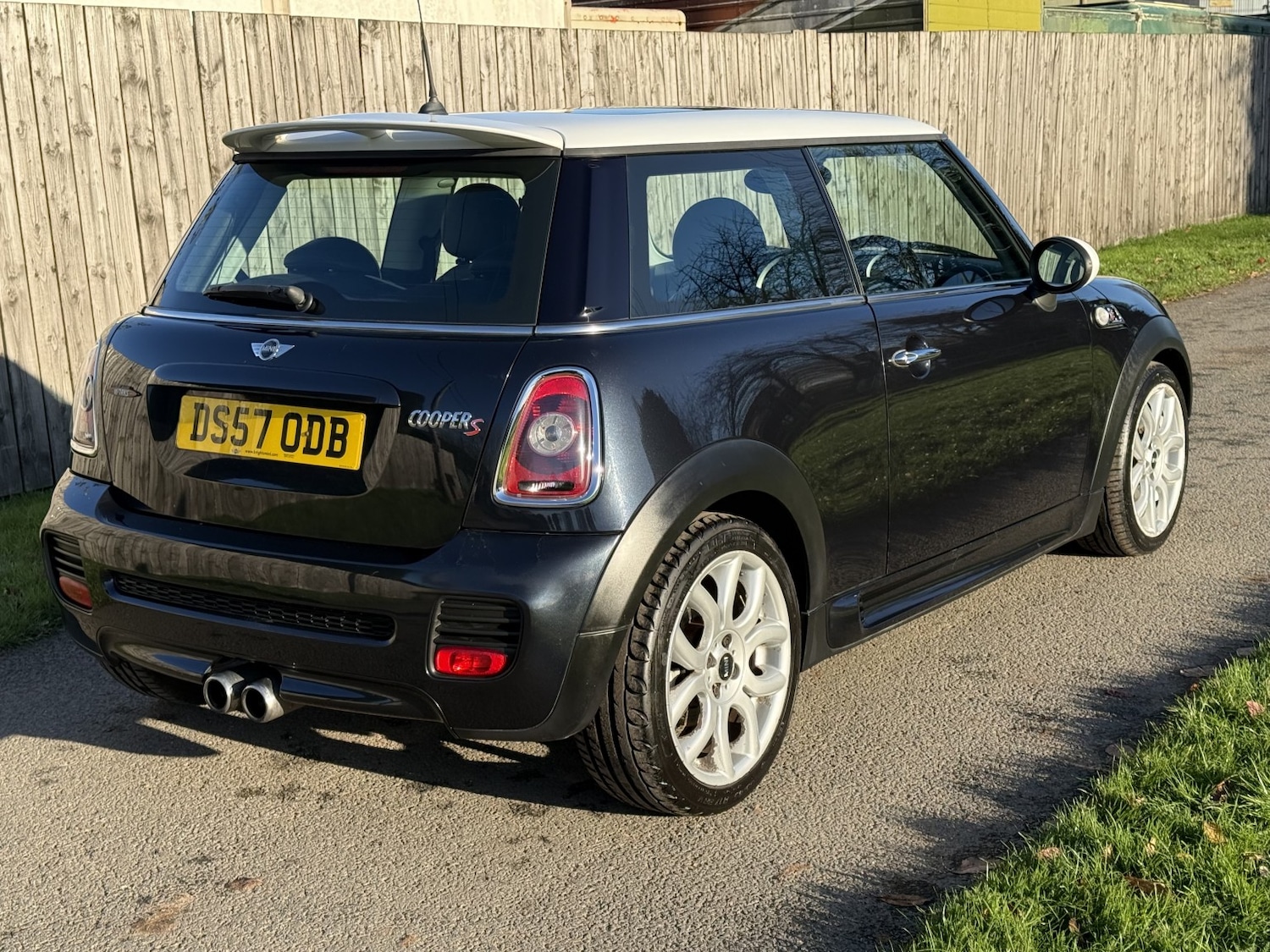 Used MINI Hatch 2007 for sale - 76741379: Photo 12