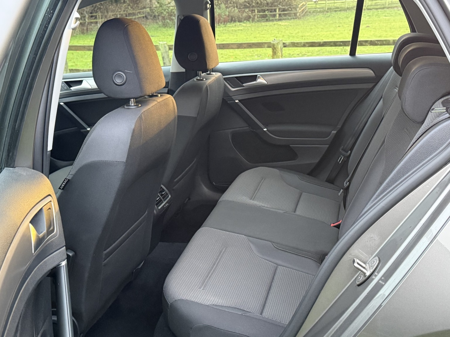 Used Volkswagen Golf 2016 for sale - 76821584: Photo 28