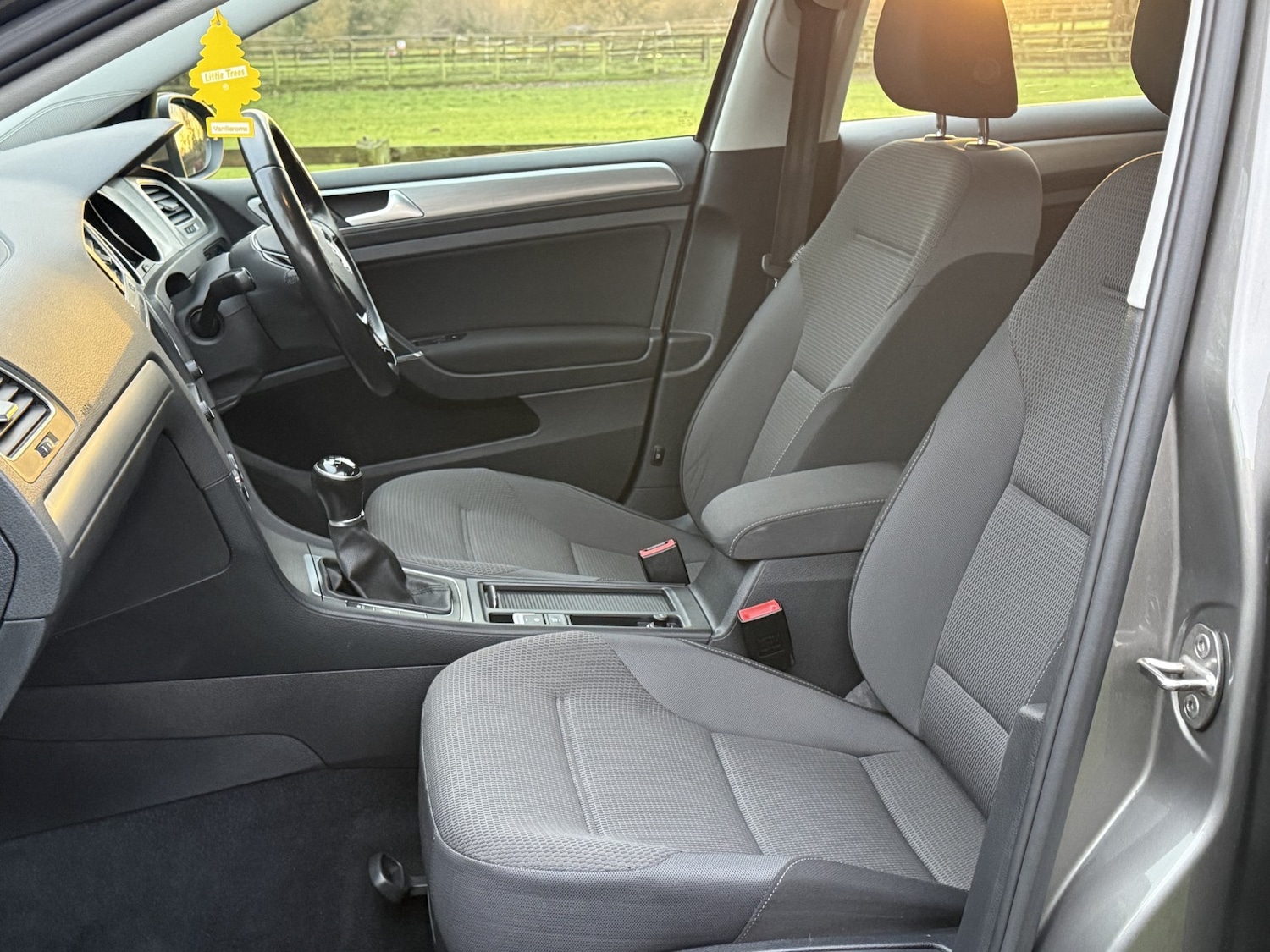 Used Volkswagen Golf 2016 for sale - 76821584: Photo 3