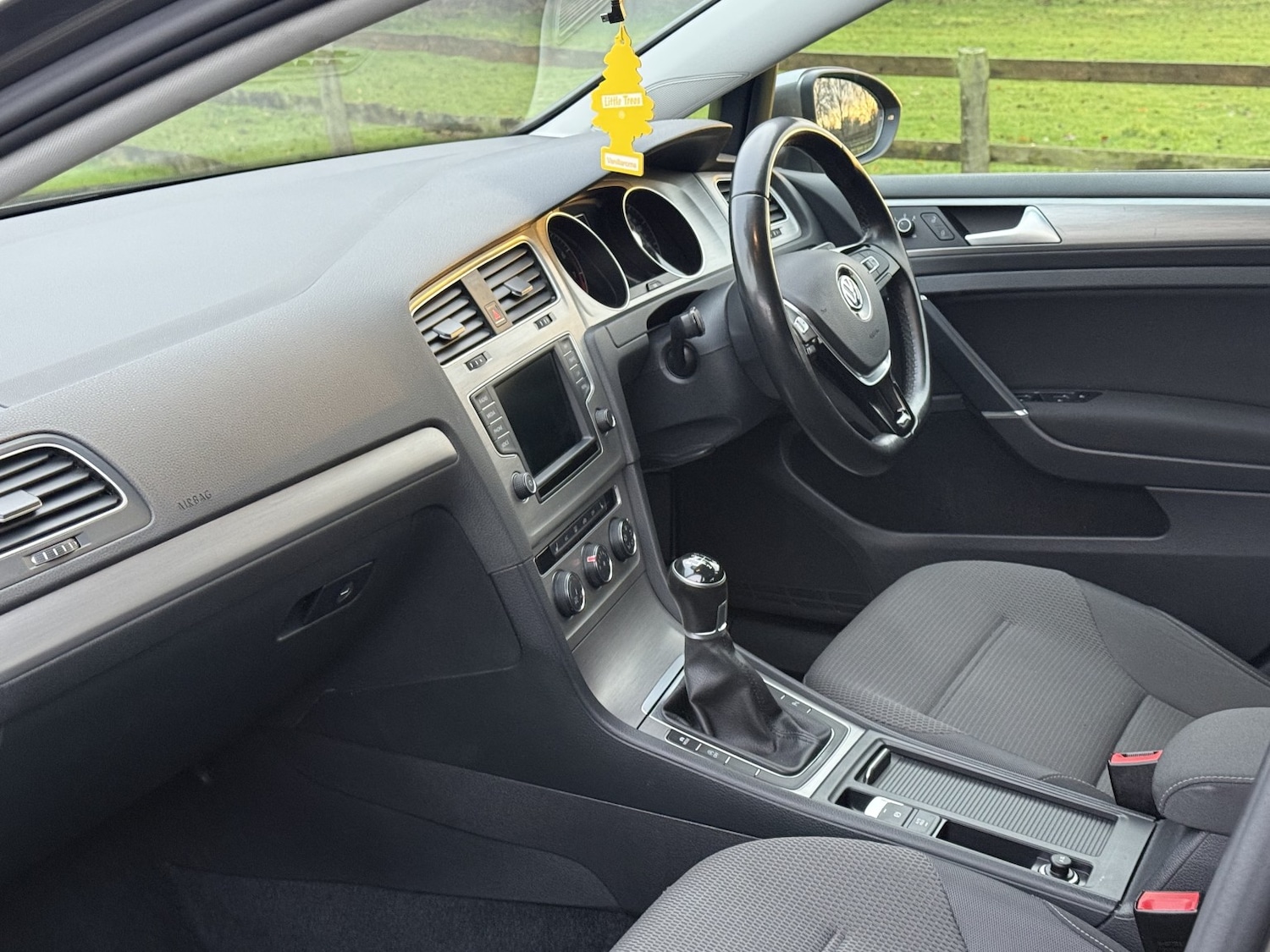 Used Volkswagen Golf 2016 for sale - 76821584: Photo 9