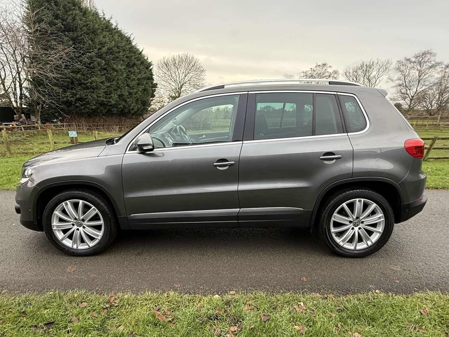 Used Volkswagen Tiguan 2015 for sale - 76859134: Photo 20
