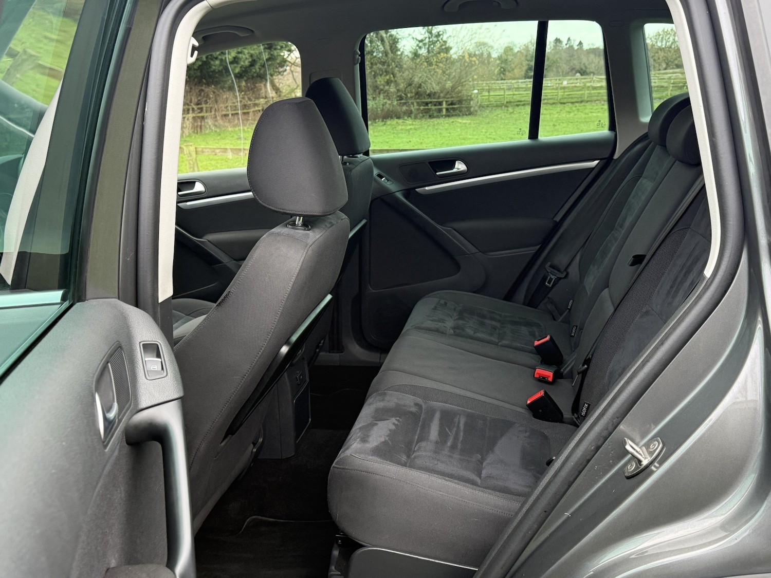 Used Volkswagen Tiguan 2015 for sale - 76859134: Photo 30