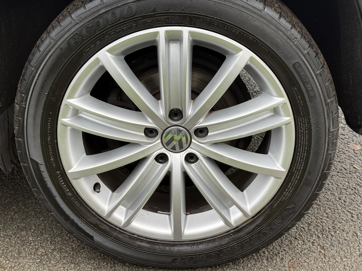 Used Volkswagen Tiguan 2015 for sale - 76859134: Photo 31